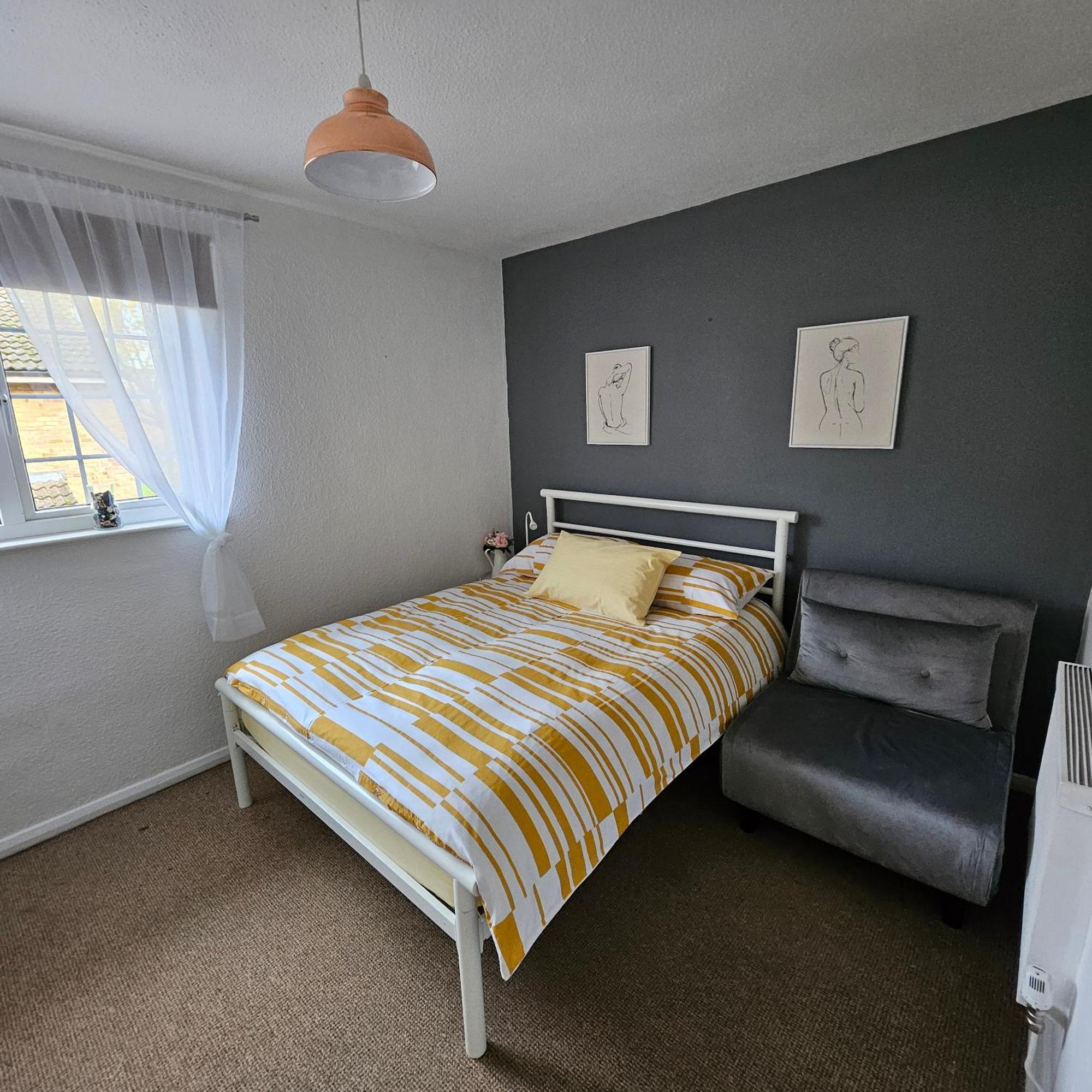 Modern Spacious 10 Minutes From Eye Maison d'hôtes *